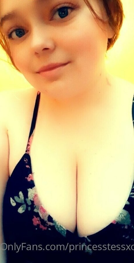 princesstessxoxo nude model photos