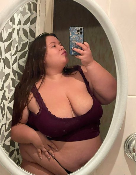 thickmaryfree star erotic picture
