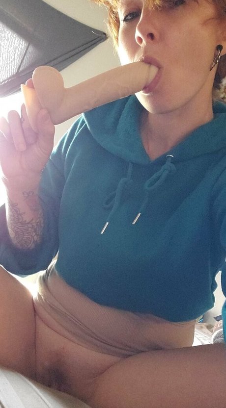 lesbian onlyfans free photo
