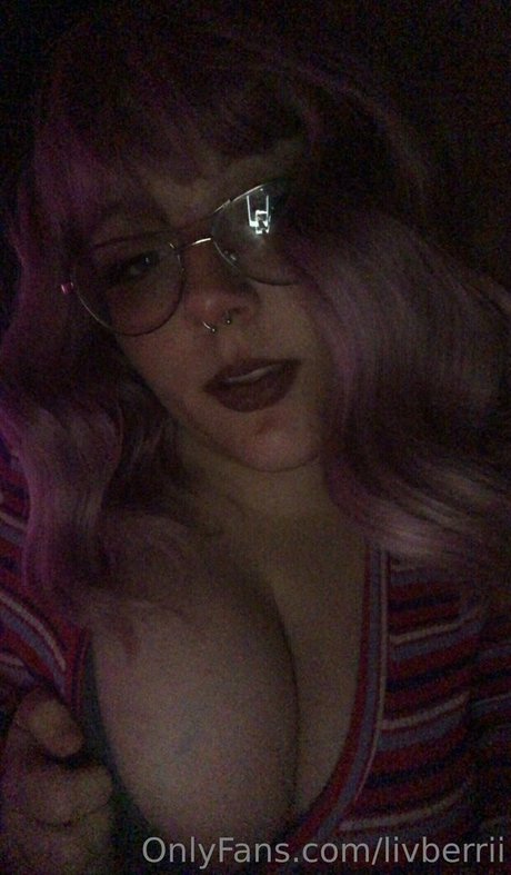 famous girls onlyfans exclusive images
