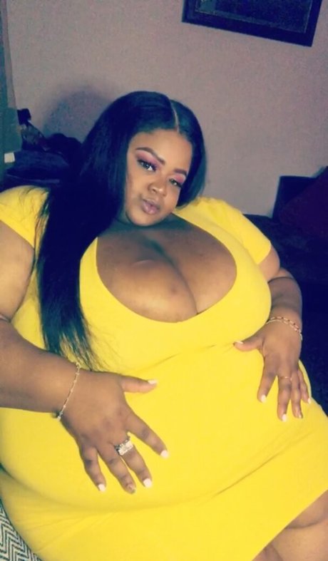 bigbabii xxx actress photo