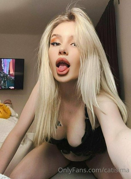 catisima xxx actress picture