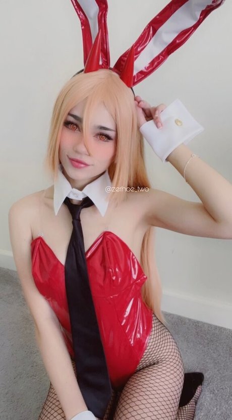 nineiota pornographic model pic