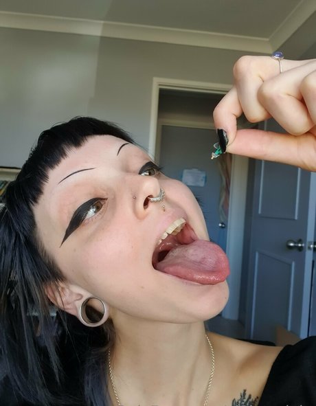 vi0let night star pornographic pics