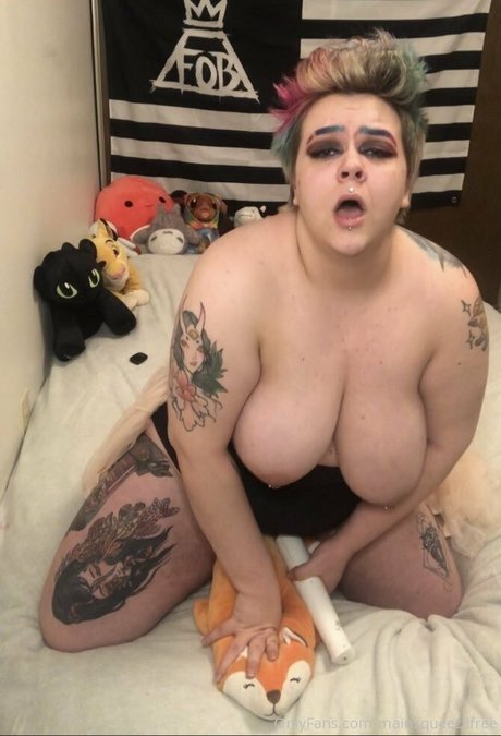 mainsqueez3free erotic pornstar image