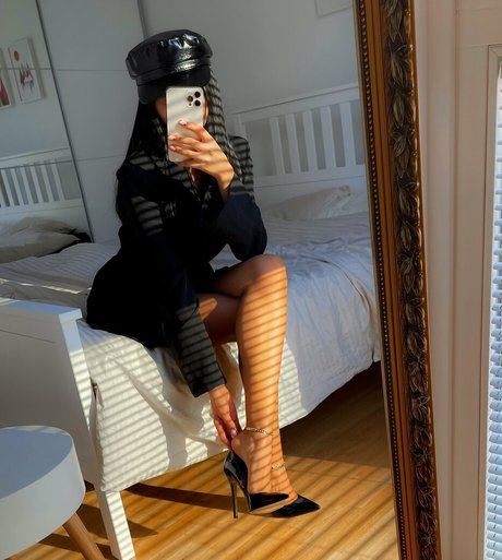 Callmealita porn model gallery