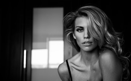 AnnaLynne McCord sexy pornstar img