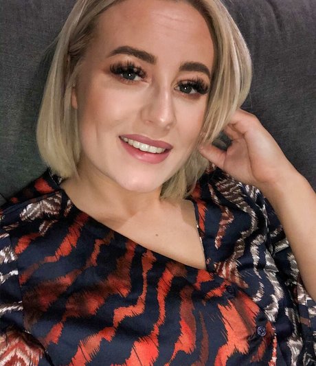stepsister onlyfans beautiful nude images
