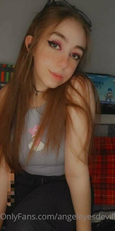 Angel Eyes Devil Thighs model pretty gallery