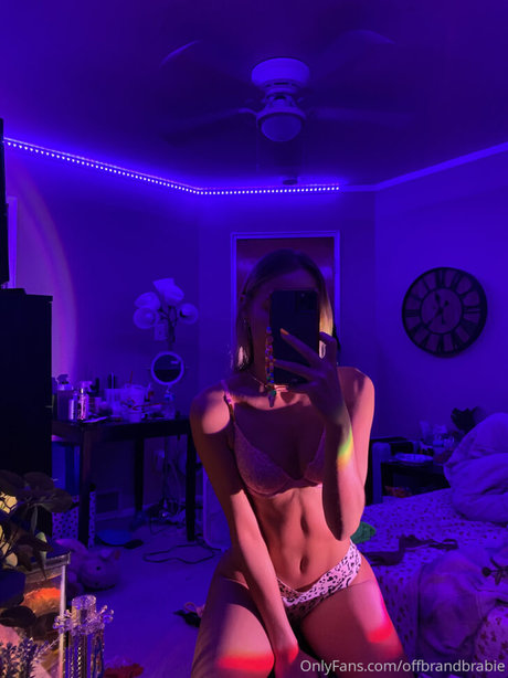 Offbrandbrabie pornstar adult gallery