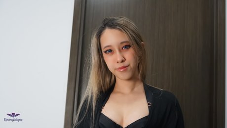 Chrissy Valkyrie exclusive actress pic