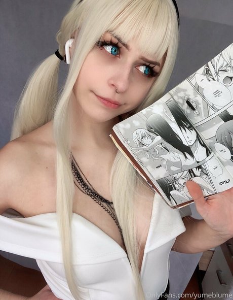 Yumeblume naked pornstar image