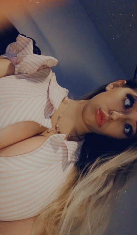 cute shemale onlyfans hot naked gallery