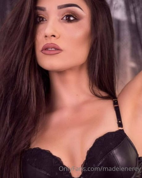 Madelene Rey model nudes pics