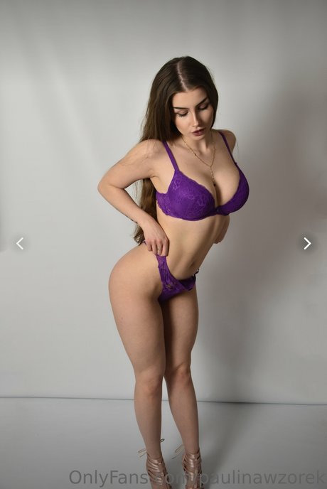 Paulina Wzorek star art archive