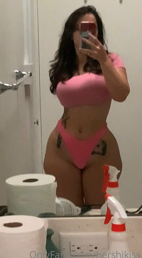 Hershikiss pornstar free image