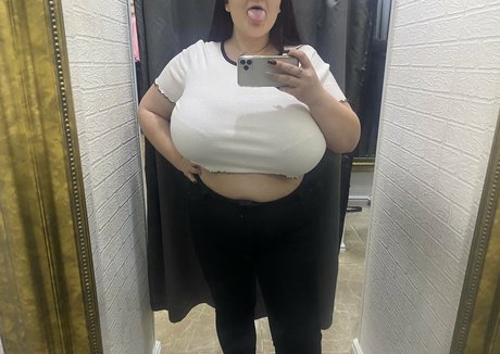 nude pregnant onlyfans top picture