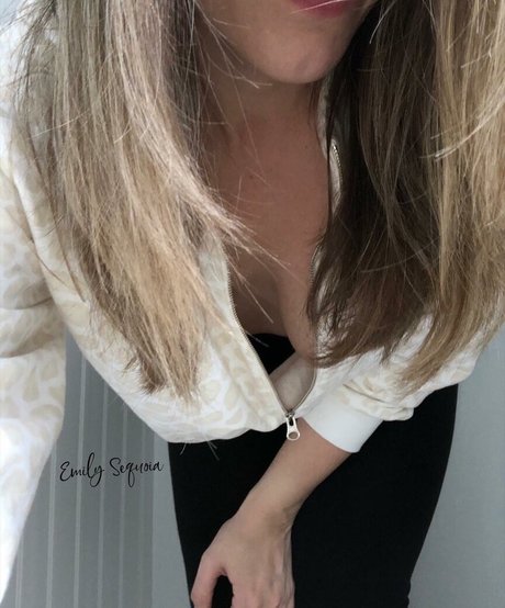 young amateur onlyfans beautiful archive