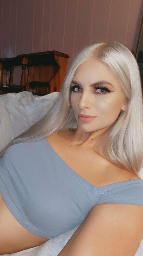 Skyllar selene model free pic