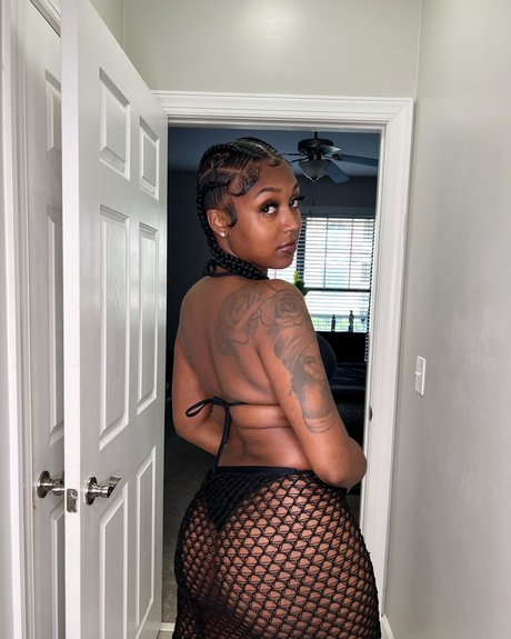 Yassssssss high quality pornstar photos