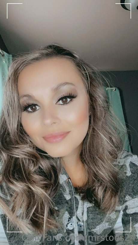 mrstoes24 pornstar pretty image