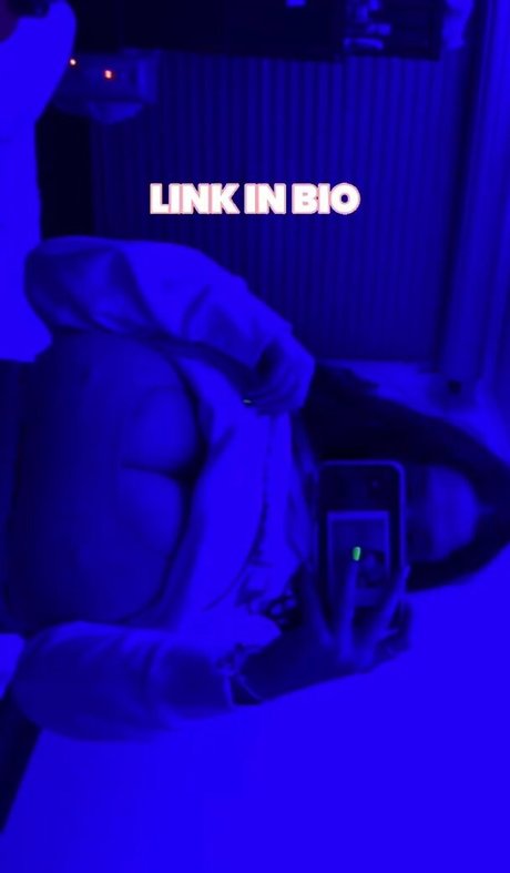 ebony solo onlyfans erotic picture
