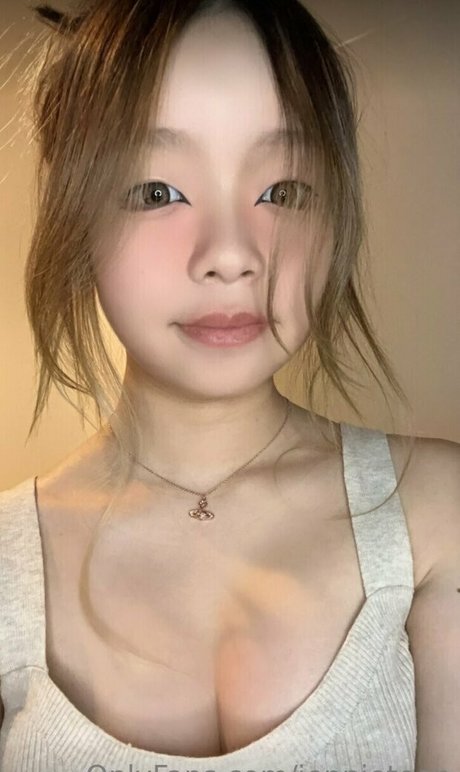jennieteen model porn picture