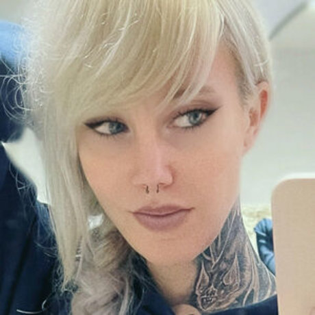 bexukifree model nudes picture