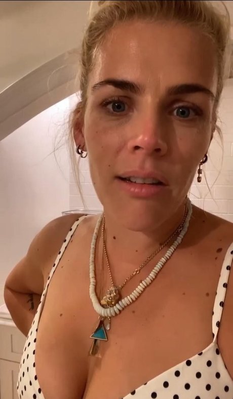 Busy Philipps pretty model image