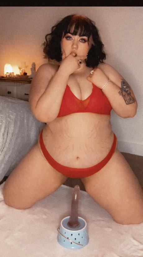 mxbabi nude actress photo