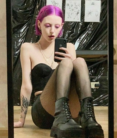 arielmurrr model xxx photo