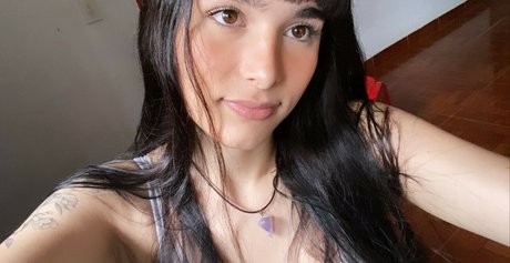 Maya Monroy Ruiz model xxx image