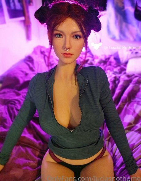 luciasnothome star hot img