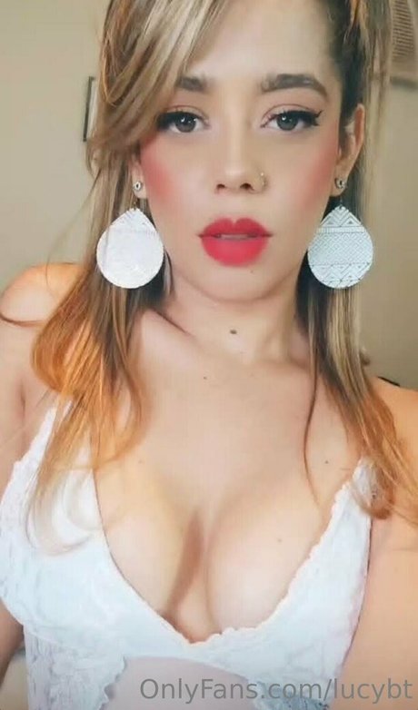 lucybt hot pornstar image