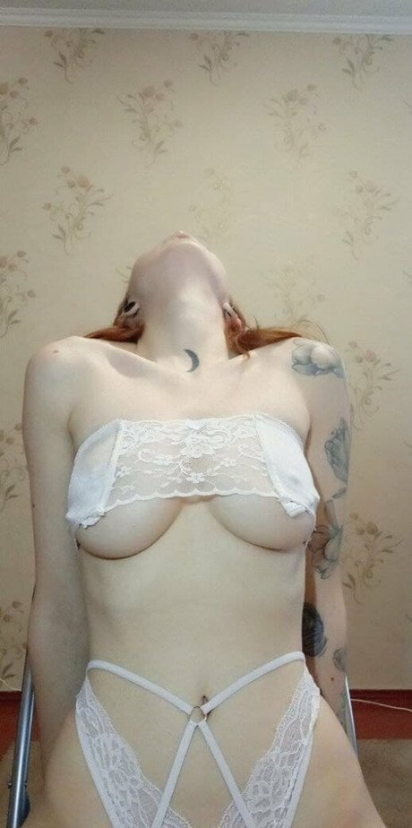 kiraroxx porn star picture