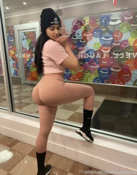 azariafreepage star sexy archive