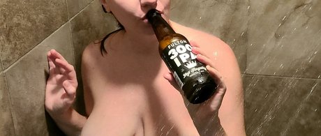 Allie Q porn star img