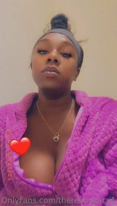 therealtsjuicy1 perfect actress photo