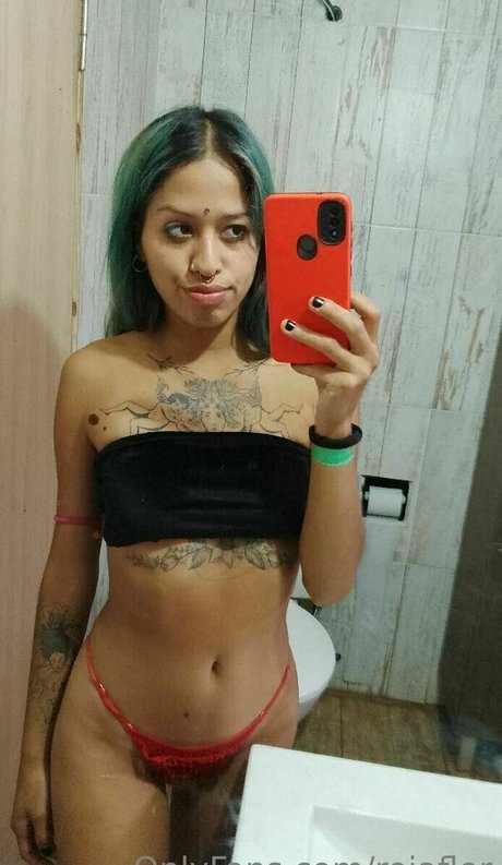 redbunniee pornstar hd image