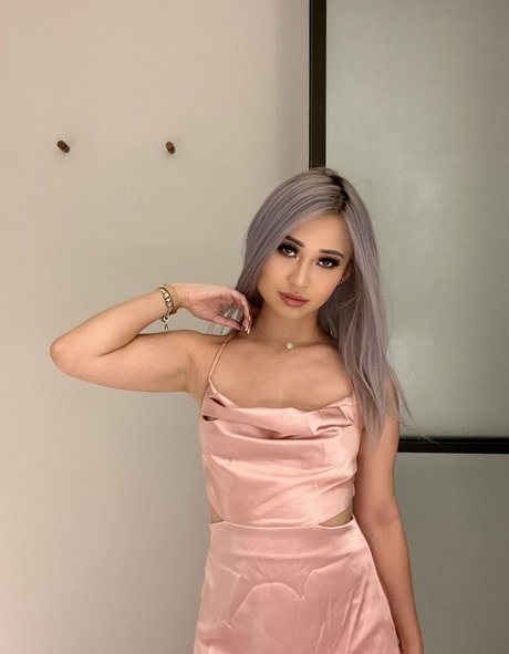 Gina Nguyen star pretty images