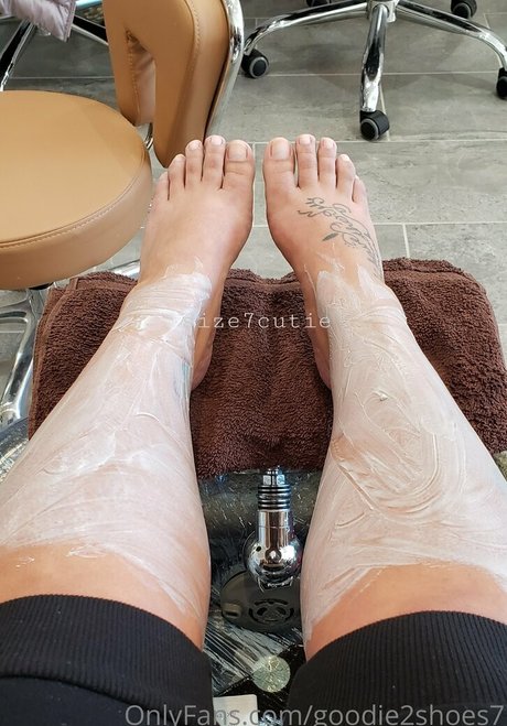 goodie2shoes7 top pornstar photos