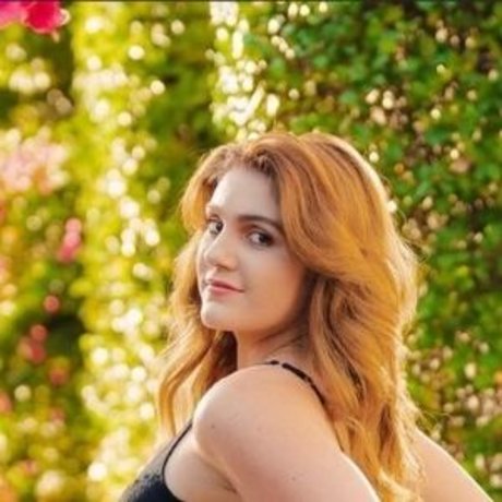 Lexi Simoes sexy model pics