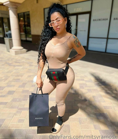 mitsyramosx model beautiful photos