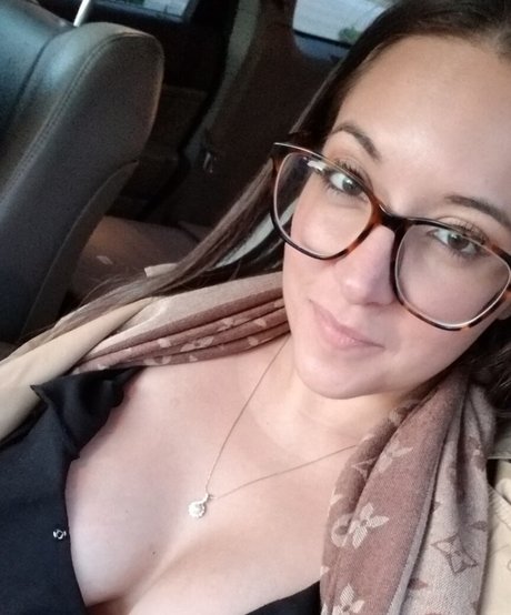 girl onlyfans hot naked pic