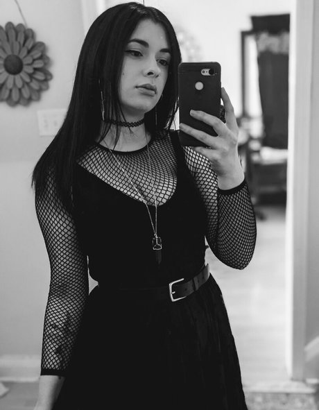 kawaiiinquisitor nudes actress gallery