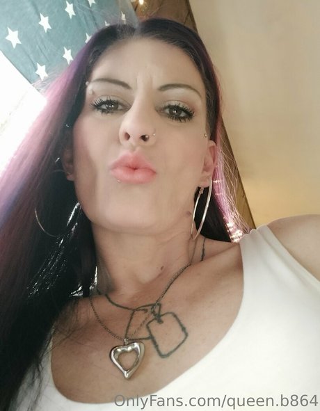 queen b864 profile image