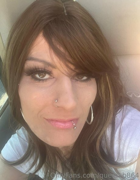 queen b864 star pornographic photos