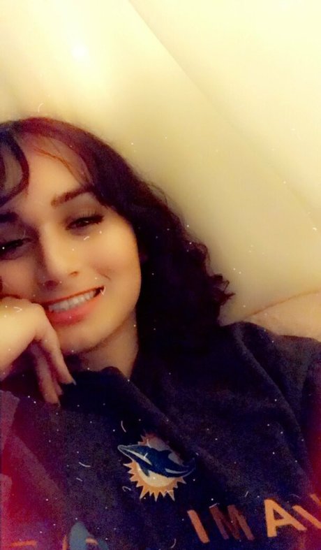berryly pretty pornstar gallery