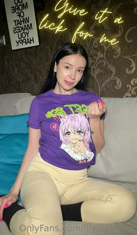 lilypinkglow pornstar sexy image