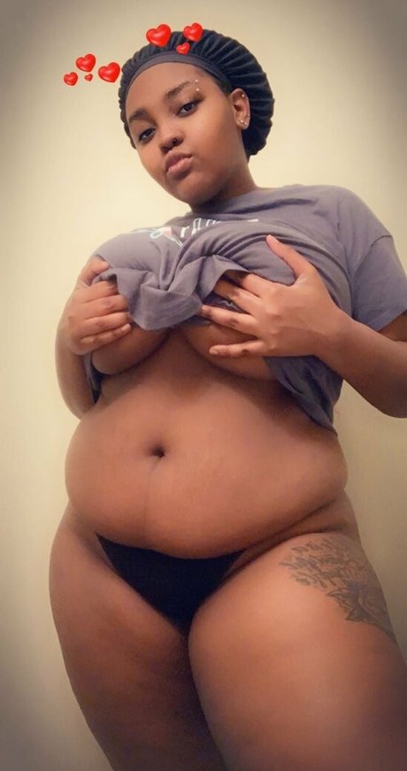 thickkbeauty nudes star gallery